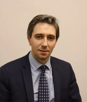 Officieel portret van Simon Harris, Tánaiste en minister van Financiën